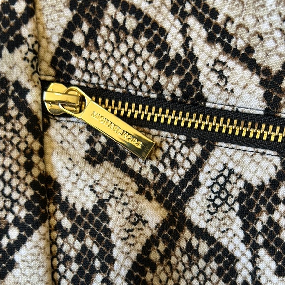 Stylish Michael Kors Snake Print Skirt - Black and Cream - Picture 7 of 8